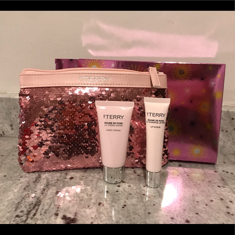 By Terry Gift Set- hand lotion & scrub